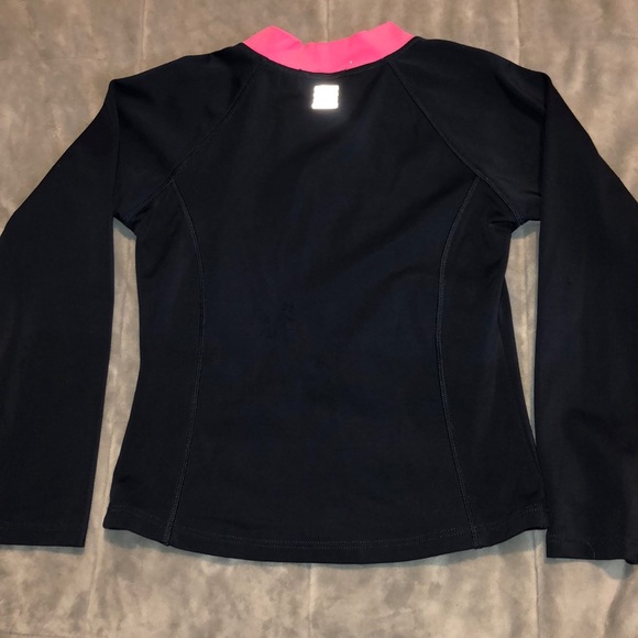 5/$25🖤 Girls swim shirt - Picture 4 of 5